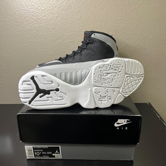 Jordan 9 particle grey brand new never worn size 10 - Picture 7 of 7